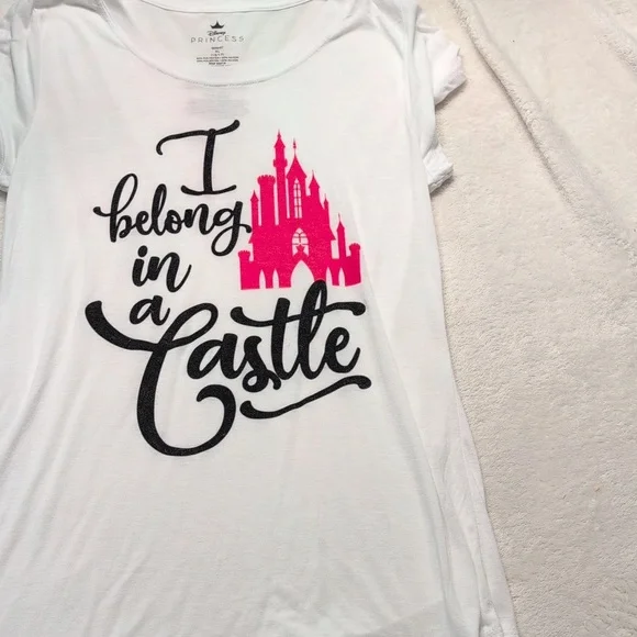 Disney women's tee "I belong in a Castle" Princess Fitted graphic Tee XL 14/16 - Picture 1 of 10